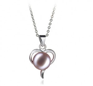 PEARL FASHION: 5 Lovely Pearl Heart Pendants for Valentine’s Day