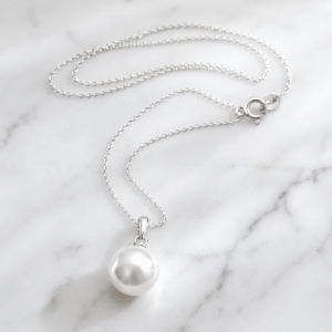 00.-pearlsonly-blog-180-feature-image-pearl-Sterling-silver-and-pearl-necklace-Pearls-Jewelry-pearlsonly-300x300