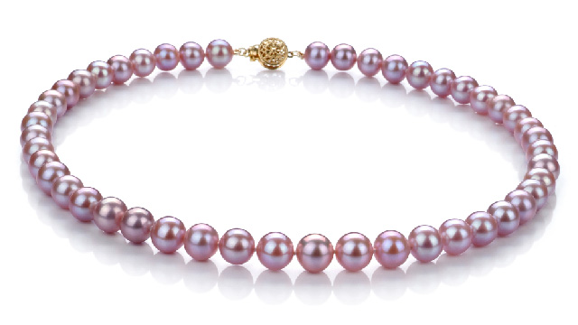 View Collane di perle color lavanda collection