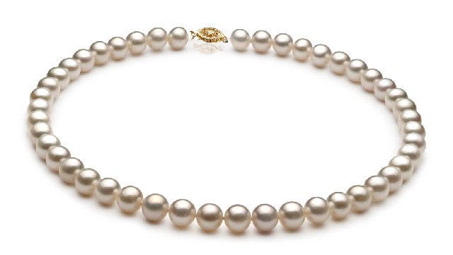 View White Freshwater Pearl Necklace collection
